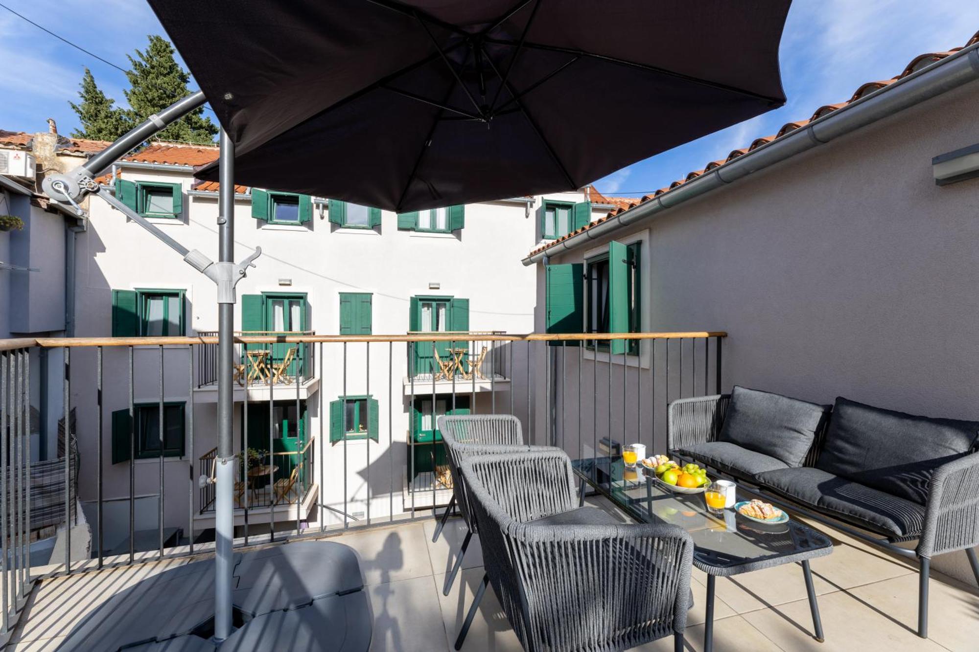 Apartments Korta Split Extérieur photo