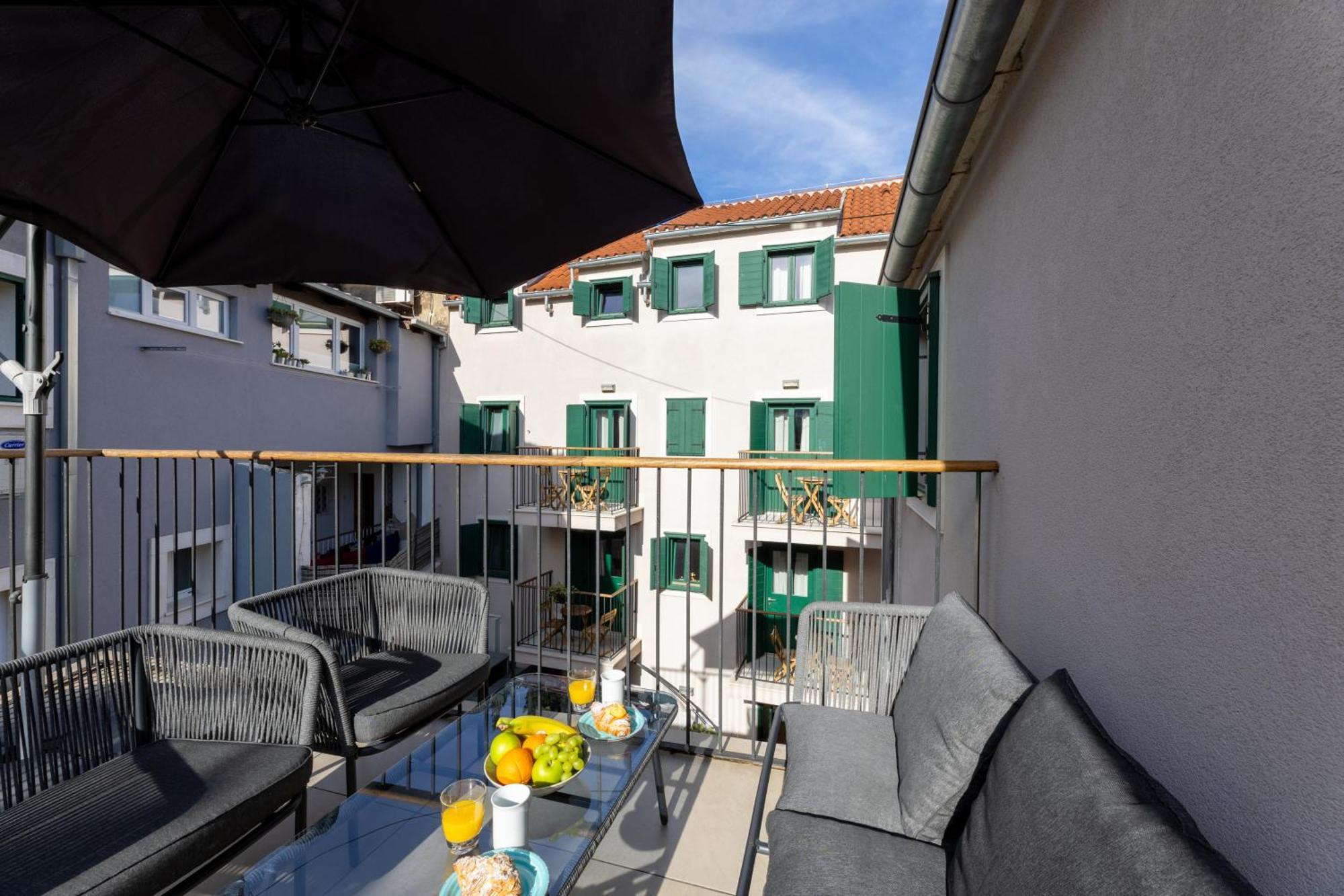 Apartments Korta Split Extérieur photo